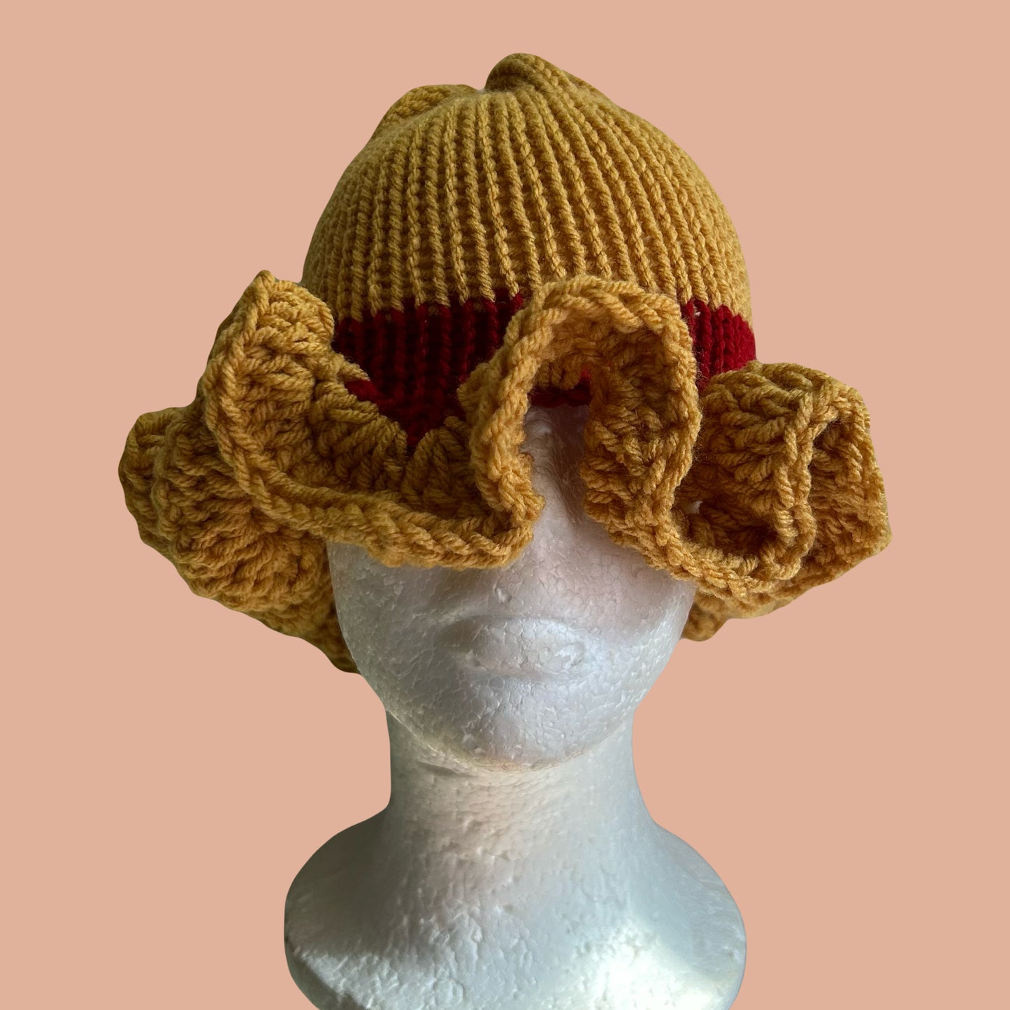 straw hat ruffle hat